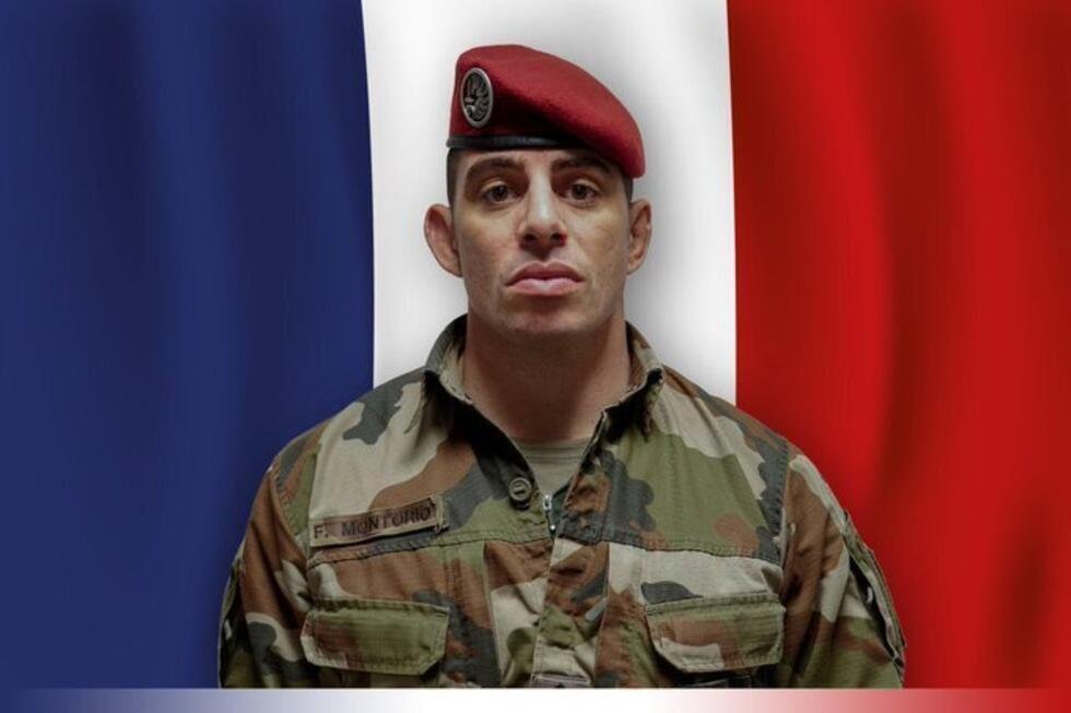 Photo diffusée le 18 avril 2026 sur le compte X du ministère français de la Défense montrant le sergent-major Florian Montorio, du 17e régiment du génie parachutiste de Montauban, tué lors d'une attaq