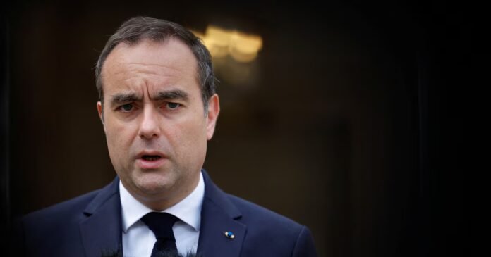 Le 21 avril, le gouvernement a annoncé un nouveau paquet de subventions, d’aides ciblées destinées à compenser une partie du coût du carburant pour les ménages et les professions les plus exposées. Rien de nouveau sous le soleil, tant la mécanique est désormais bien rodée : à chaque nouvelle tension, le gouvernement répond par une rustine publique.