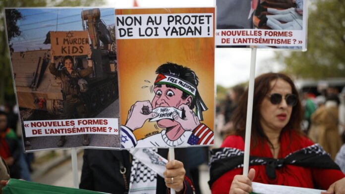 Antisémitisme : retrait de la proposition de loi Yadan, un projet de loi prévu en juin Antisémitisme : retrait de la proposition de loi Yadan, un projet de loi prévu en juin
