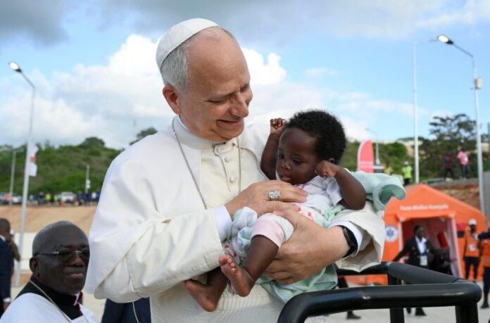 En une minute, la septième journée du Pape en Afrique