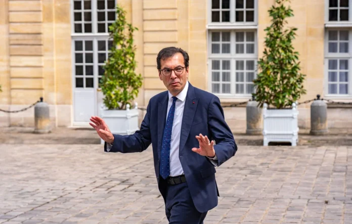 Le ministre du Travail écarte l’idée d’un 8 mars férié