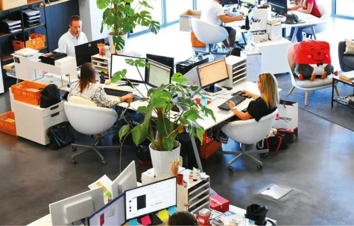 Le ministre du Travail écarte l’idée d’un 8 mars férié