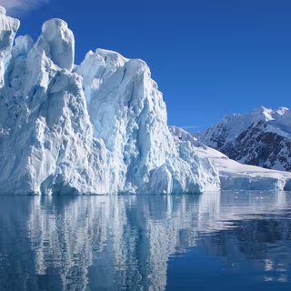 Les pertes de glace enregistrées en 2025 comptent parmi les plus extrêmes depuis 1975. © Chris, Adobe Stock