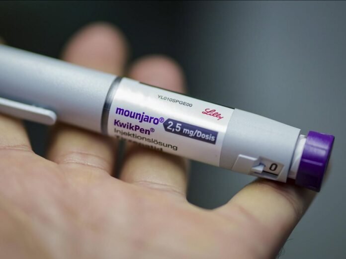 un stylo KwikPen du médicament Mounjaro