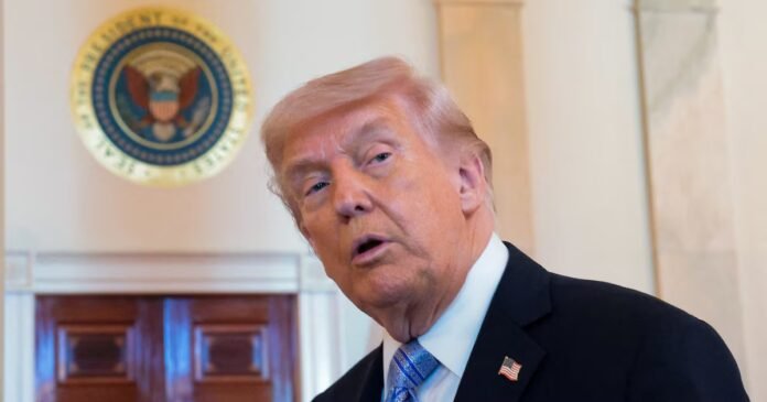 Le président américain Donald Trump s'exprime lors d'une rencontre avec des chefs de petites entreprises à la Maison-Blanche, à Washington, le 4 mai 2026.