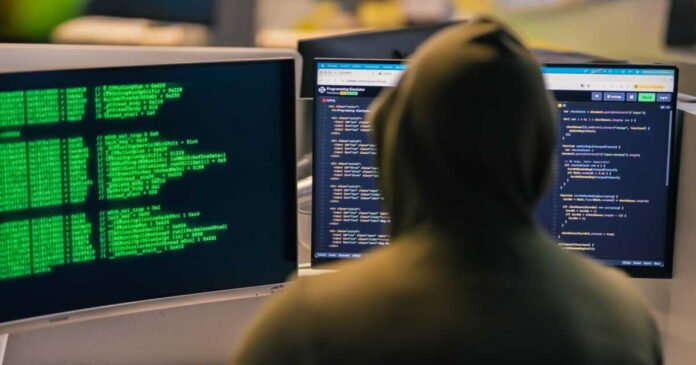 Arnaques financières : les 3 escroqueries qui explosent en 2026
