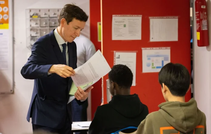 Bac 2026 : Le ministre de l’Education « souhaite que plus aucun examen ne se déroule l’après-midi » en cas de canicule Bac 2026 : Le ministre de l’Education « souhaite que plus aucun examen ne se déroule l’après-midi » en cas de canicule