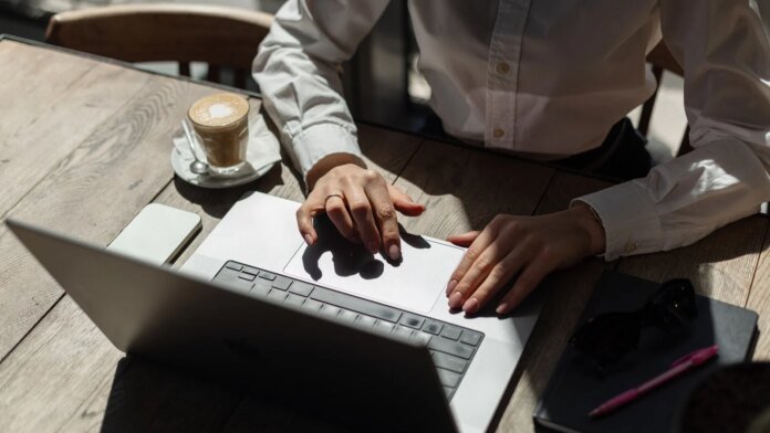 Selon une étude, si vous gagnez ce salaire chaque mois, alors vous êtes considéré comme riche
