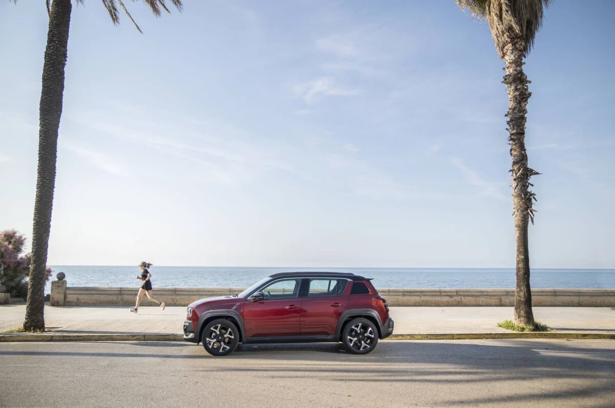 renault 4 e tech electric plein sud techno rouge carmin 20