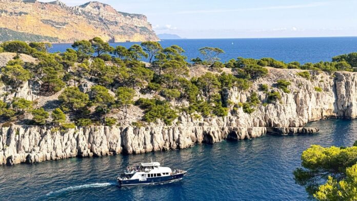 Adieu Cassis : ce petit port du Var est le refuge idéal pour fuir les plages bondées cet été