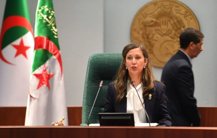 Algérie : Khalida Boufedeche devient la première femme élue à la tête du Parlement