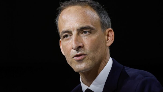 « Cette main tendue, nous la saisissons » : Raphaël Glucksmann tenté de participer à une primaire « fermée » du PS « Cette main tendue, nous la saisissons » : Raphaël Glucksmann tenté de participer à une primaire « fermée » du PS