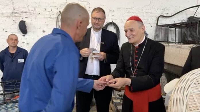 En mission en Ukraine, le cardinal Zuppi espère la fin de la guerre En mission en Ukraine, le cardinal Zuppi espère la fin de la guerre