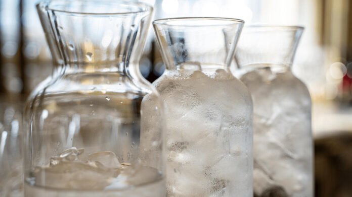 Est-ce vraiment mauvais pour la santé de boire de l'eau glacée ? Est-ce vraiment mauvais pour la santé de boire de l'eau glacée ?