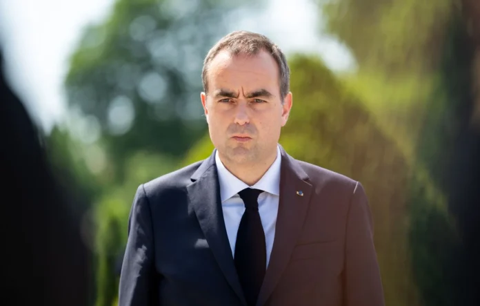 Incendies : Armée, plan blanc, masques FFP2… Lecornu annonce un renforcement massif des moyens de l’Etat