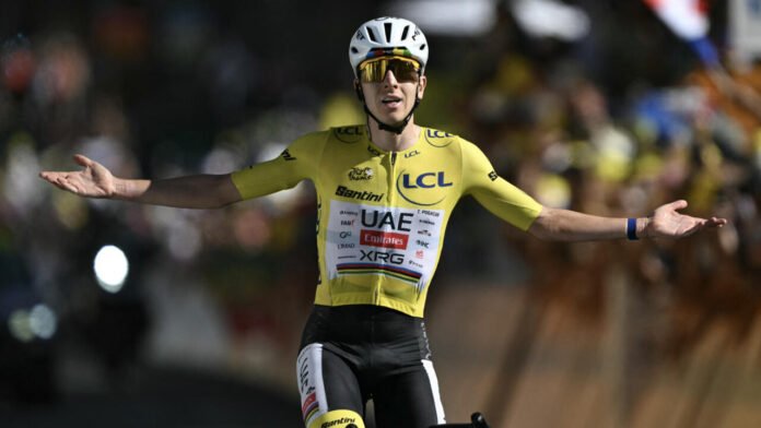 Le Tour de France modifie sa dernière étape pour les forces de l'ordre mobilisées sur les incendies Le Tour de France modifie sa dernière étape pour les forces de l'ordre mobilisées sur les incendies