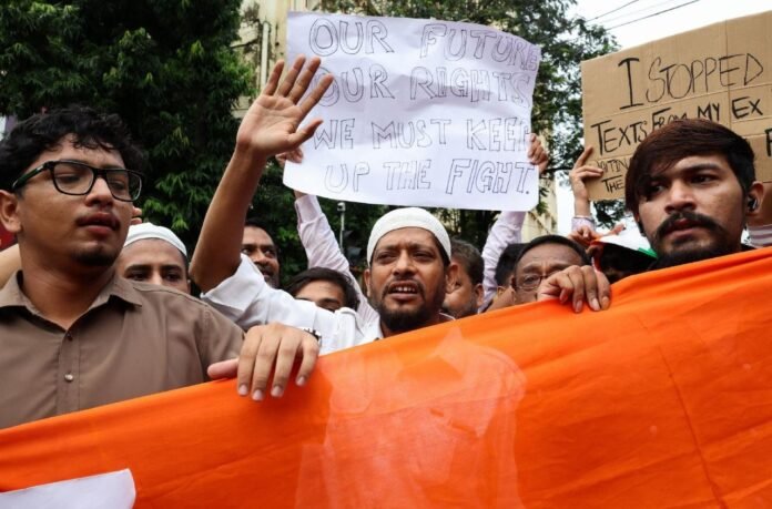 Les évêques condamnent la répression des manifestations des étudiants en Inde