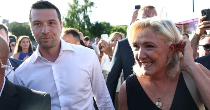 Les mairies RN, un avant-goût de ce qui attend la Marine Le Pen et Jordan Bardella, le 4 juillet 2026 à Liévin, dans le nord de la France.