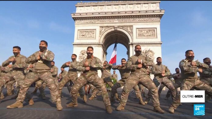 Un haka sur la plus belle avenue du monde! Un haka sur la plus belle avenue du monde!