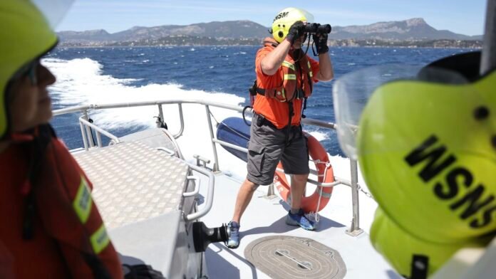 « Un homme à la mer, nous arrivons dans six minutes ! » : nous avons embarqué avec les sauveteurs de Méditerranée « Un homme à la mer, nous arrivons dans six minutes ! » : nous avons embarqué avec les sauveteurs de Méditerranée