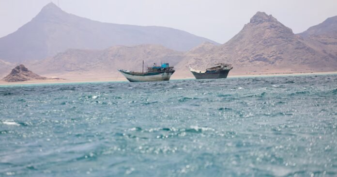 Yémen : les Houthis annoncent un blocus maritime de l'Arabie Une fermeture totale du détroit de Bab el-Mandeb réduirait l'approvisionnement mondial en pétrole de 7%.