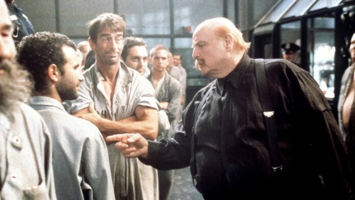 "Quand j'ai vu le résultat, j'étais consterné" : tout le monde a oublié ce film des années 90 avec Marlon Brando et un casting 5 étoiles ! "Quand j'ai vu le résultat, j'étais consterné" : tout le monde a oublié ce film des années 90 avec Marlon Brando et un casting 5 étoiles !
