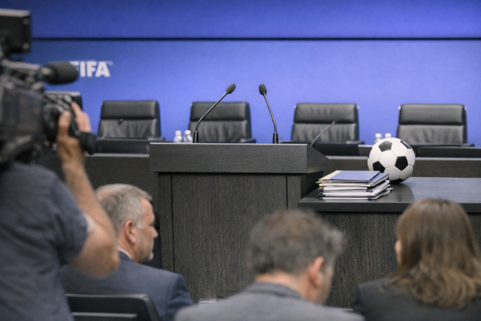 Infantino abandonne son projet d’ouverture commerciale de la FIFA Infantino abandonne son projet d’ouverture commerciale de la FIFA