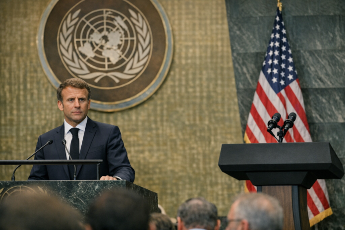 À l'ONU, Macron défend le multilatéralisme face à l'allocution de Trump À l'ONU, Macron défend le multilatéralisme face à l'allocution de Trump